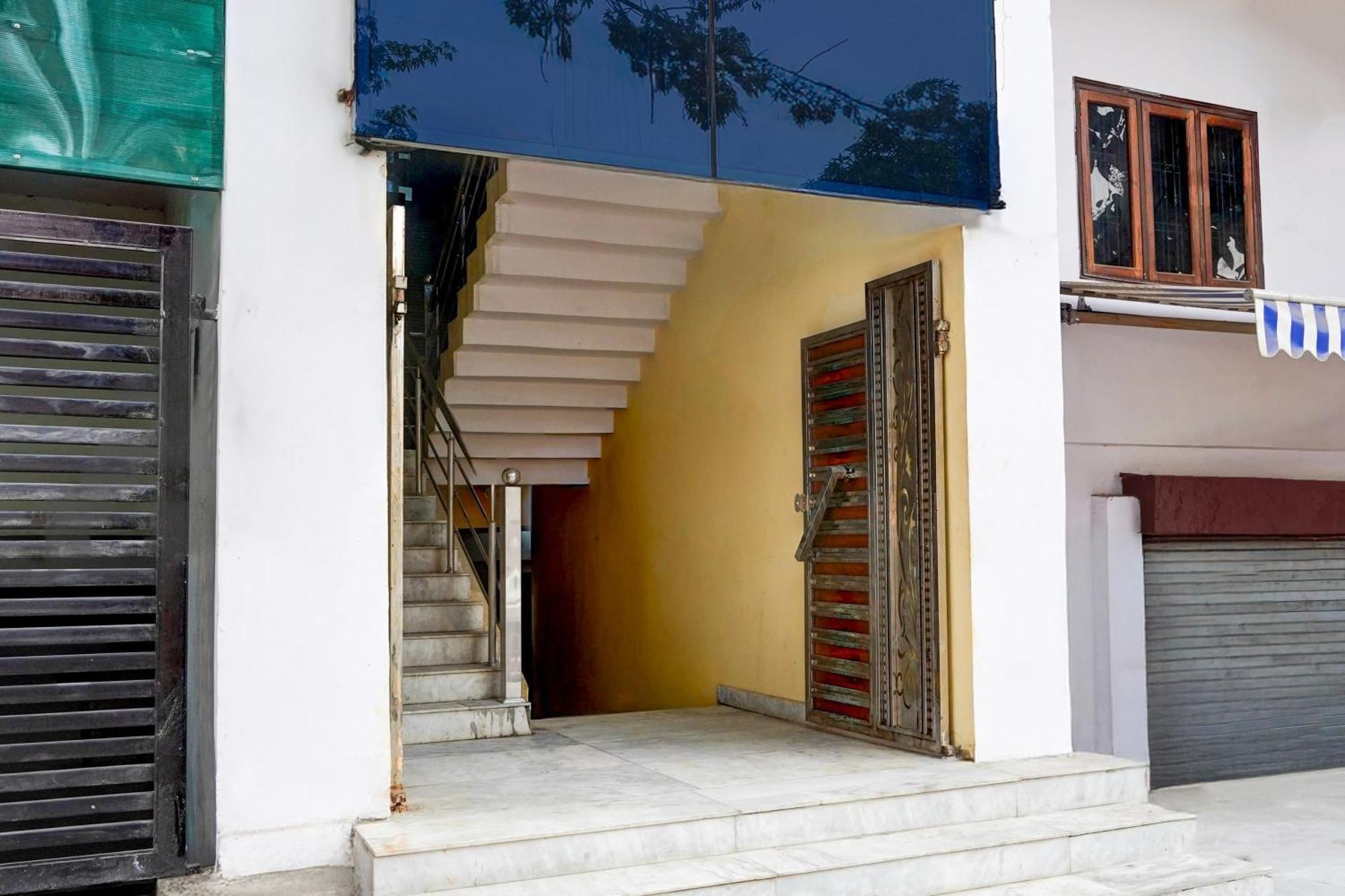 Super Collection O Govind Vihar Matiyari Formerly Saffron Chinhat المظهر الخارجي الصورة